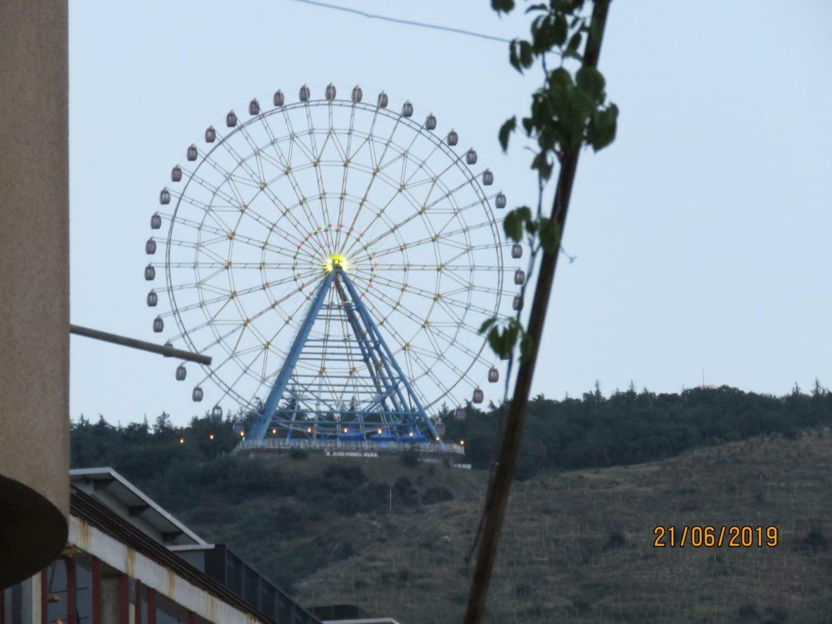 Atlas Hotel Tbilisi Ngoại thất bức ảnh
